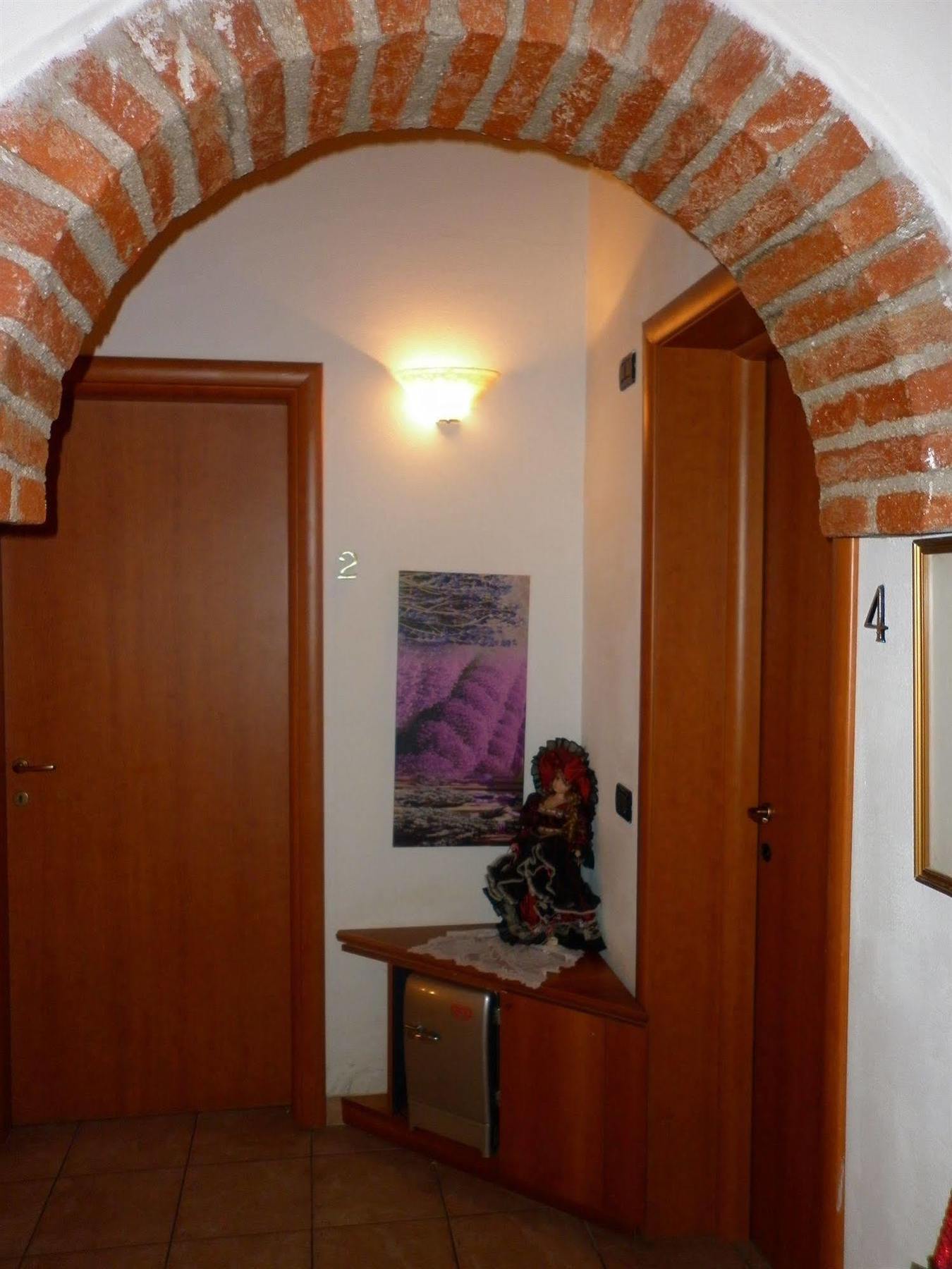 לינה וארוחת בוקר קסטיליונה דלה סטיביירה La Cascina Di Alice מראה חיצוני תמונה